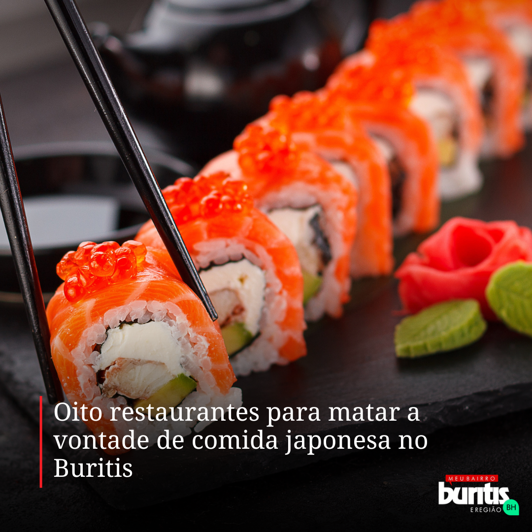 Peças de sushi com salmão sendo servidas com hashi